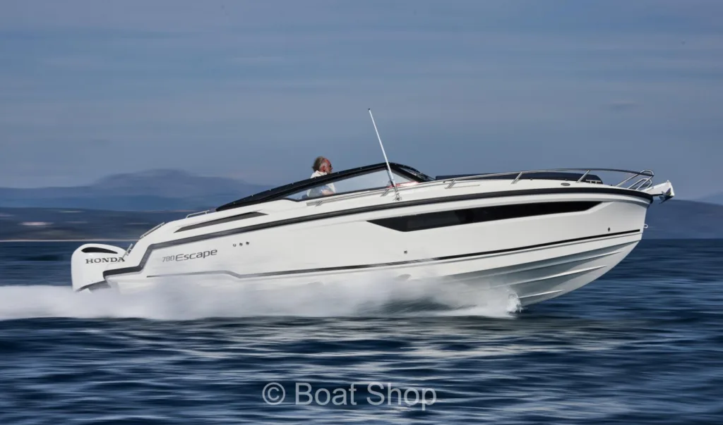 PARKER 780 ESCAPE – PREMIUM DAY CRUISER full