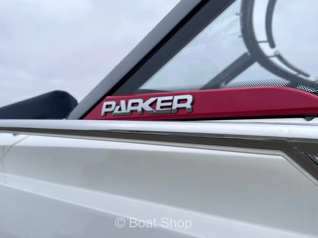 PARKER 780 ESCAPE – PREMIUM DAY CRUISER full