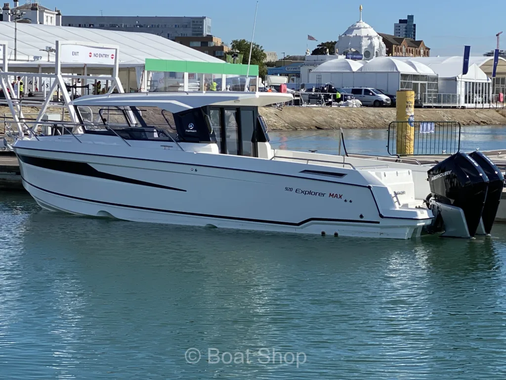 PARKER 920 EXPLORER MAX – ULTIMATE OFFSHORE ADVENTURE full