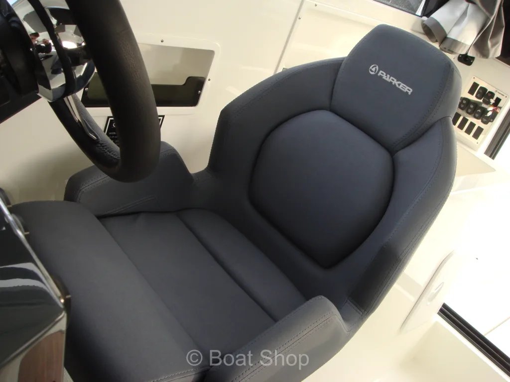 PARKER 920 EXPLORER MAX – ULTIMATE OFFSHORE ADVENTURE full
