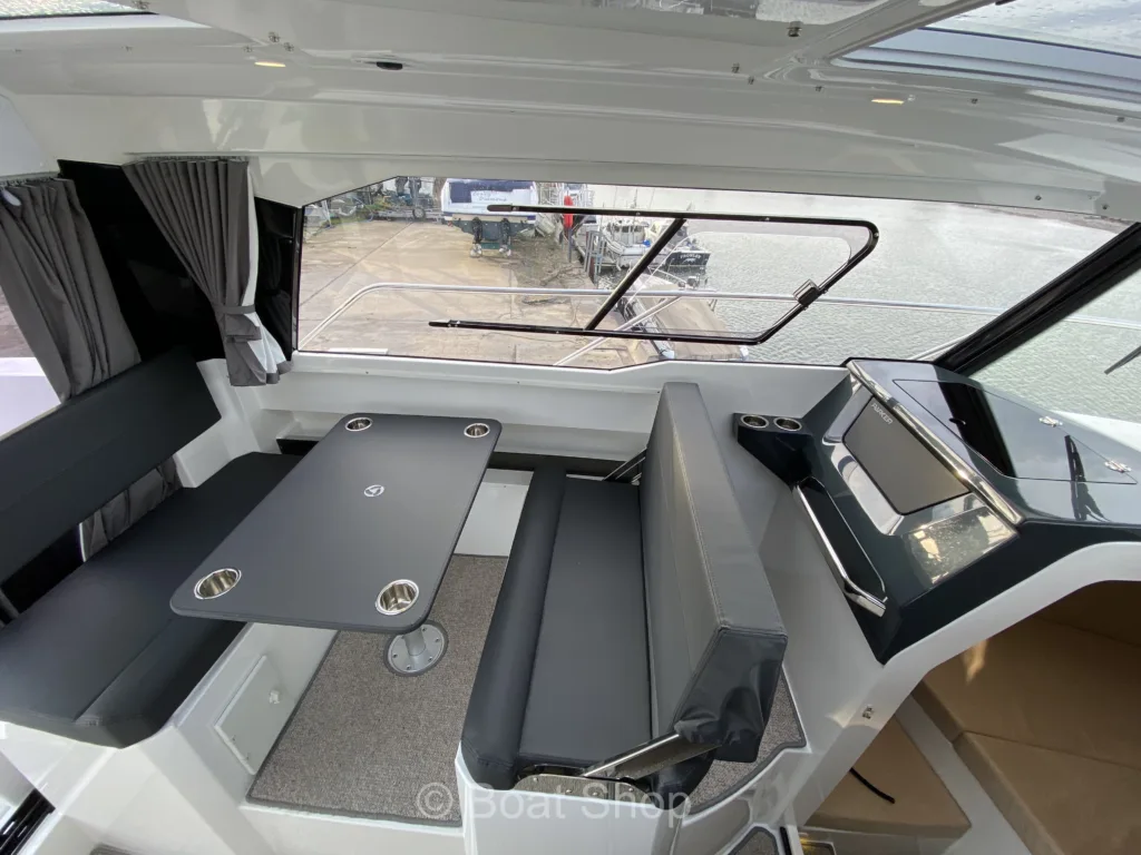 PARKER 920 EXPLORER MAX – ULTIMATE OFFSHORE ADVENTURE full