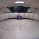 LARSON CABRIO 290 – MID CABIN SPORTS CRUISER full