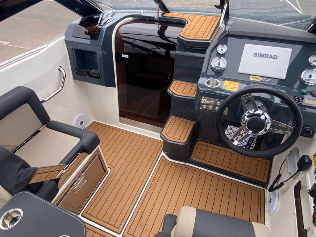PARKER 630 DC – PREMIUM DAY CRUISER UK full