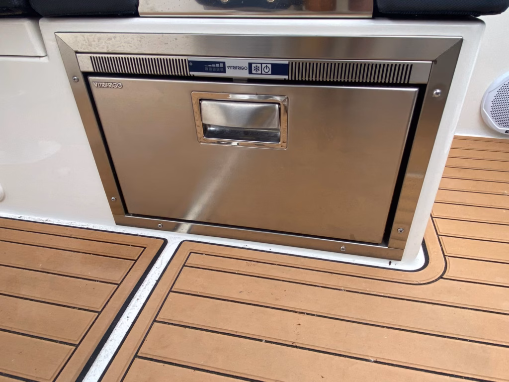 PARKER 630 DC – PREMIUM DAY CRUISER UK full