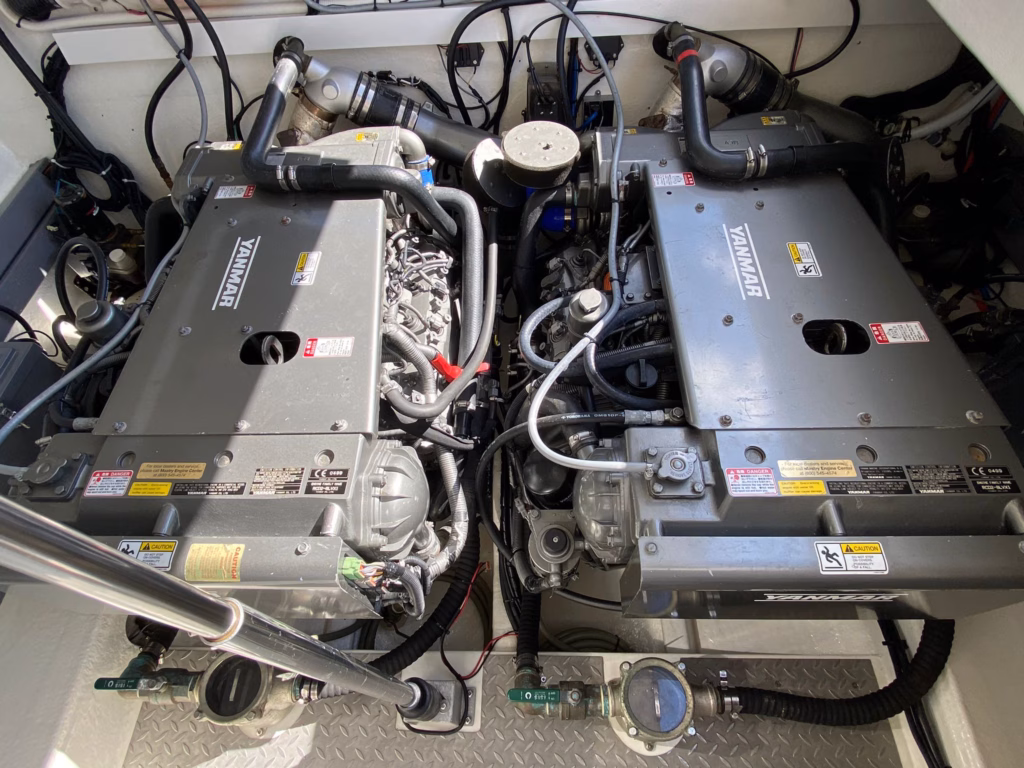 HUNTON RS43 – HIGH PERFORMANCE SPORTS CRUISER full