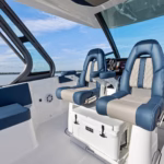 MONTEREY ELITE 25 – LUXURY SPORTS BOAT WITH POWER & STYLE full