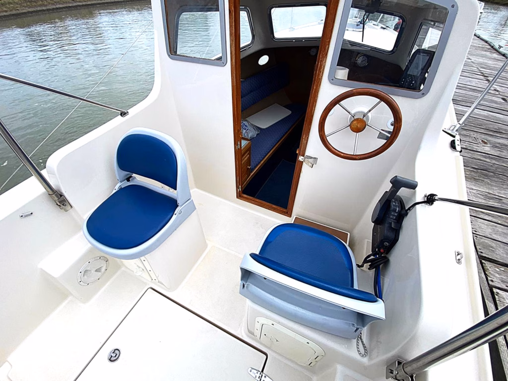 LANDAU 20 – COASTAL & RIVER CRUISER FOR SALE UK full