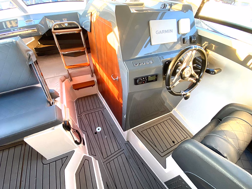 ALONSEA 720 GT FOR SALE UK – 7M SPORTS CRUISER CABIN FAMILY BOAT full