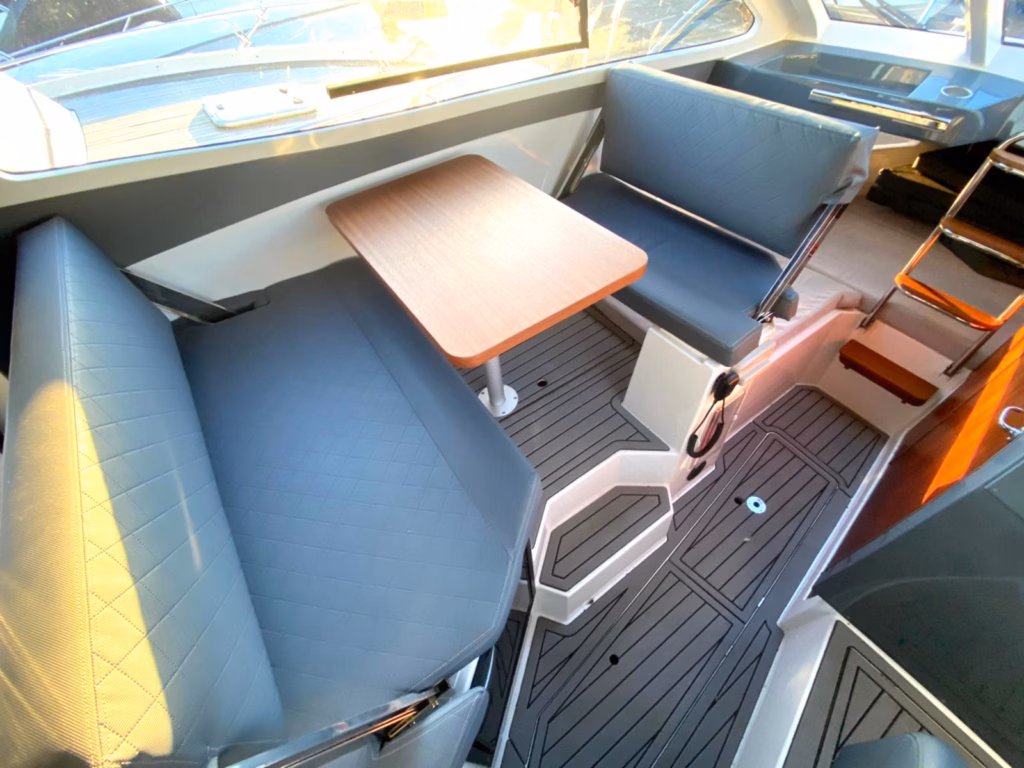 ALONSEA 720 GT FOR SALE UK – 7M SPORTS CRUISER CABIN FAMILY BOAT full
