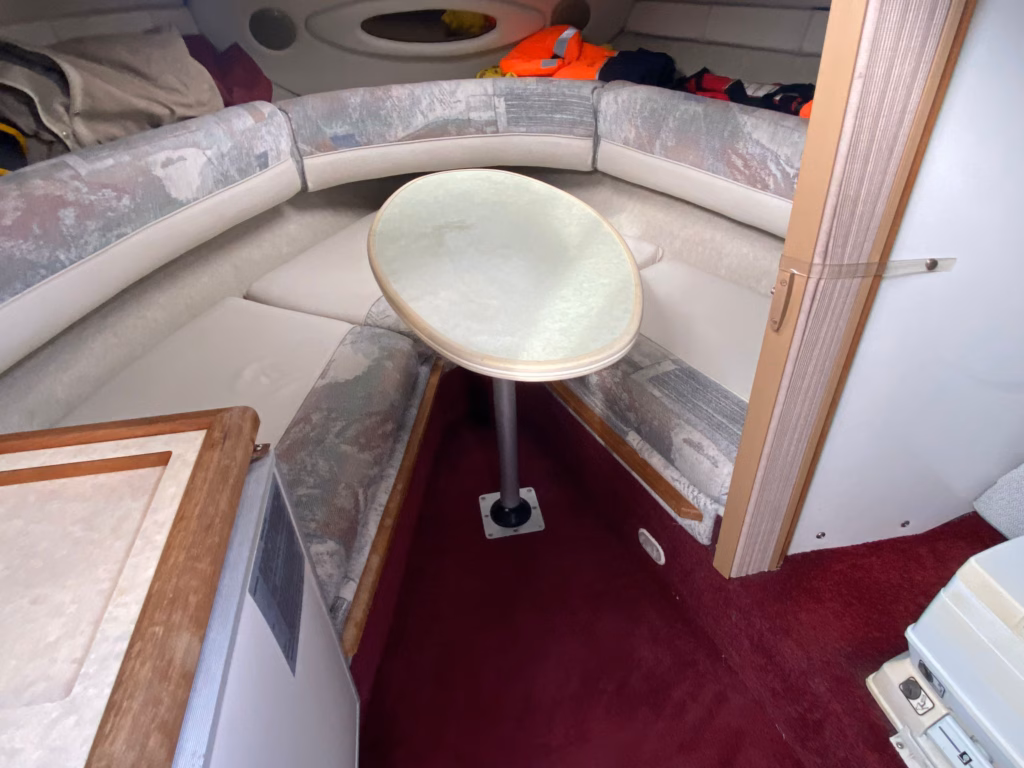 MAXUM 2300SC – AN IDEAL CABIN CRUISER full