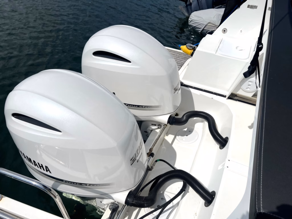 JEANNEAU MERRY FISHER 895 OFFSHORE – PREMIUM FAMILY CRUISER FOR SALE UK full
