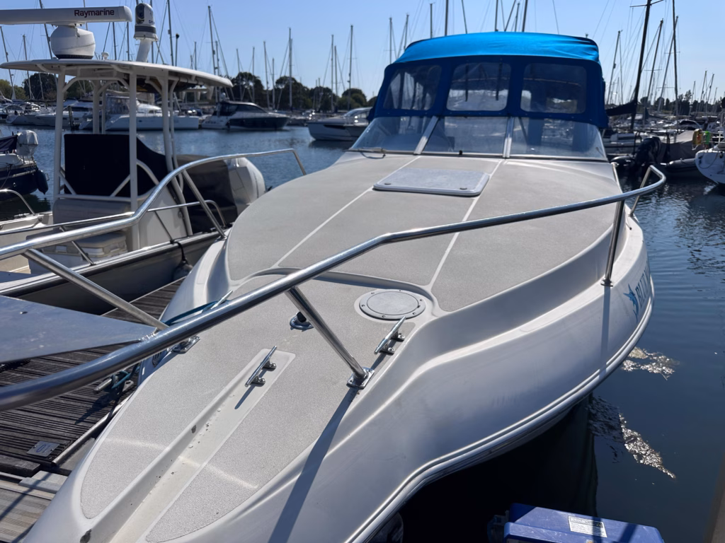 LARSON 254 CABRIO – FANTASTIC SPORTS CRUISER FOR SALE full