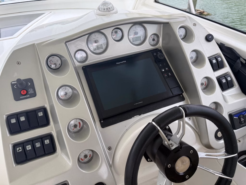 BENETEAU MONTE CARLO 37 HT | LUXURY HARD TOP CRUISER full