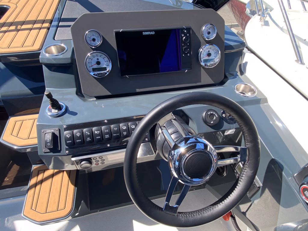 PARKER 800 CRUISER – IN STOCK NOW, NO LEAD TIME UK full